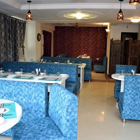 Hotel Tara Palace By Goyal Hoteliers Агра Экстерьер фото