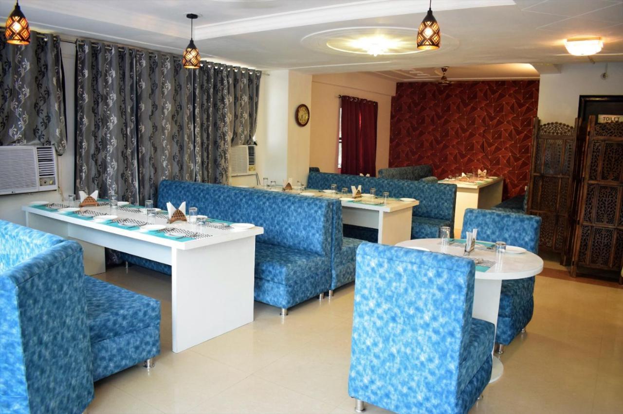 Hotel Tara Palace By Goyal Hoteliers Агра Экстерьер фото
